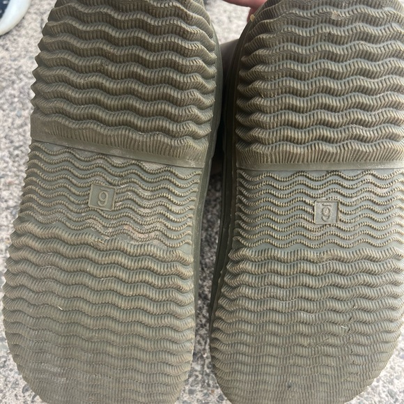 Western Chief Kids' Green Camo Boots Big kids Size 6 (Rain or Snow) - Picture 7 of 7